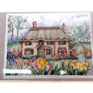 Designer Series "Thatched Cottage" Cross Stitch Pattern #107 From Sudberry House